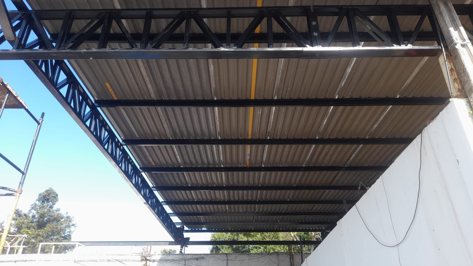 Cobertura em estrutura metálica